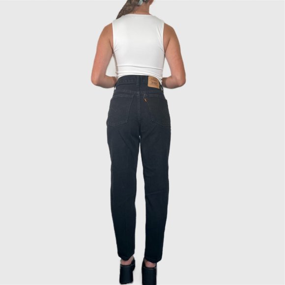 Levi's Black High Rise Women's Jeans - Picture 7 of 9